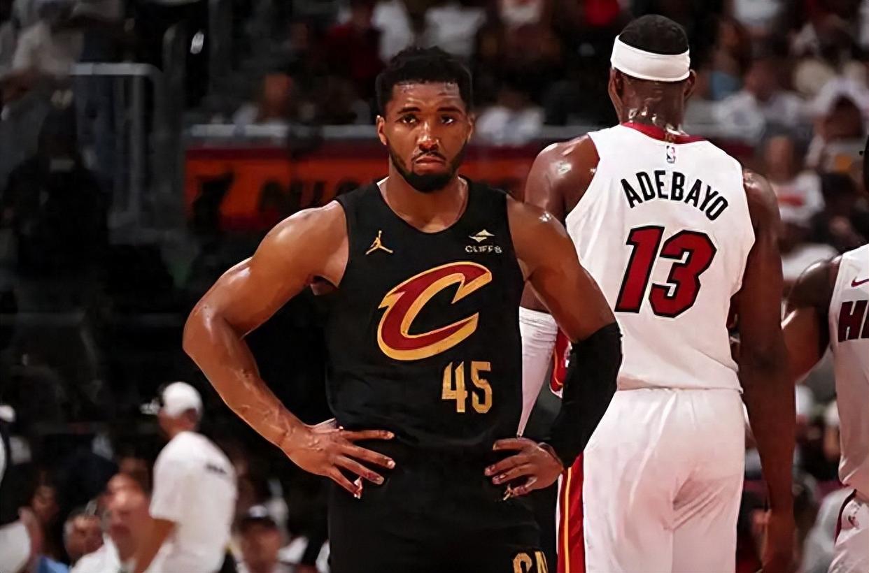 NBA季后赛冲刺阶段再迎强敌;迈阿密热火手感冰凉;主帅态度:悬念犹存;训练强度明显提升的简单介绍-开云官网